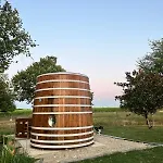 Le Nid Du Coucou Bed & Breakfast