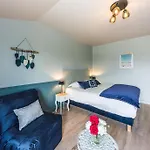 Le Nid Du Coucou Bed & Breakfast 3*