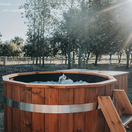 Le Nid Du Coucou Bed & Breakfast Cocumont