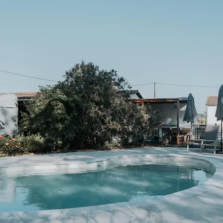 Bed & Breakfast Le Nid Du Coucou Cocumont