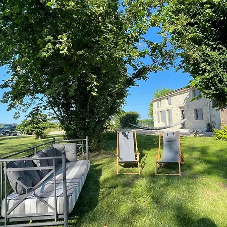 Le Nid Du Coucou 住宿加早餐酒店