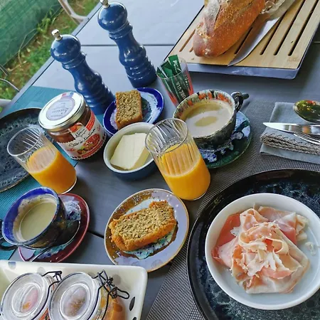 Bed & Breakfast Le Nid Du Coucou 3*