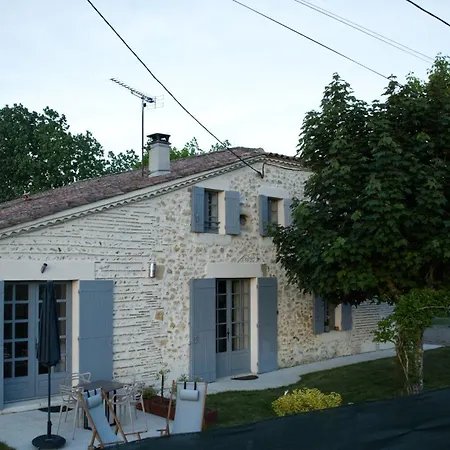 Le Nid Du Coucou Bed & Breakfast