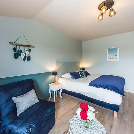 Le Nid Du Coucou Bed & Breakfast 3*
