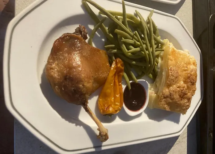 فندق مبيت وإفطار Le Nid Du Coucou Cocumont